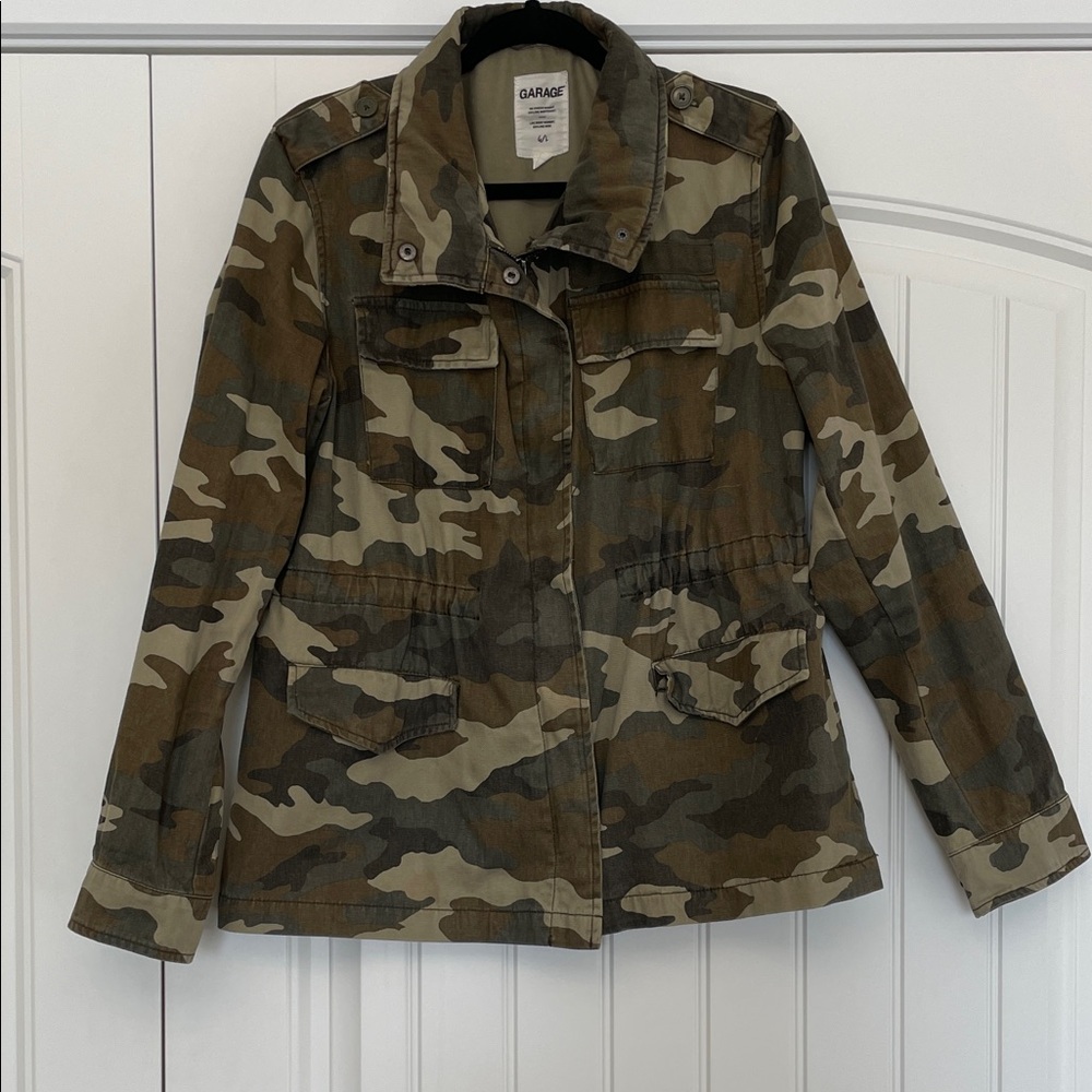 Garage Women's Camo Utility Jacket